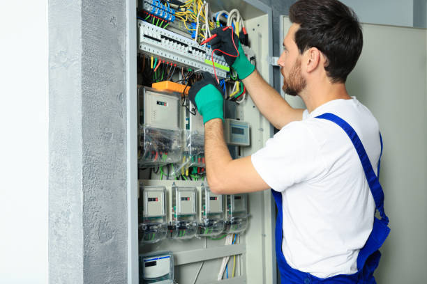 Best Electrical Outlet Repair  in Windcrest, TX